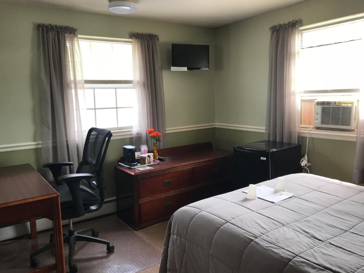 Brookside House Hotel Quincy Екстериор снимка