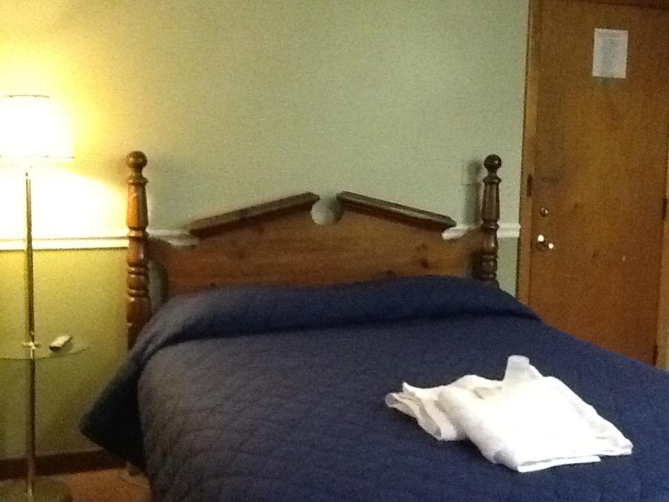 Brookside House Hotel Quincy Екстериор снимка
