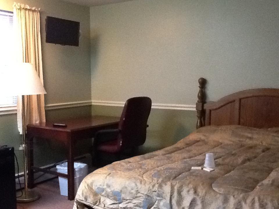 Brookside House Hotel Quincy Екстериор снимка